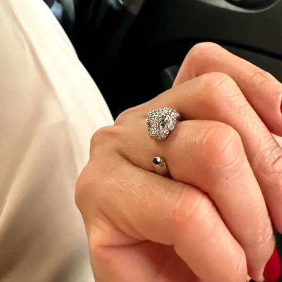Panthere Silver Crystal Ring - Picture 9 of 17